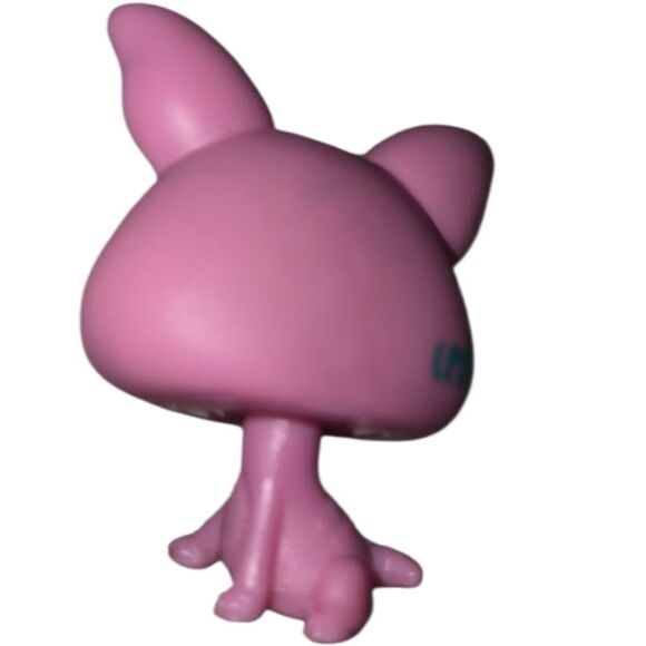 The Littlest Pet Shop (LPS) figure Pink Musical Note Chihuahua #2867 - Picture 2 of 3